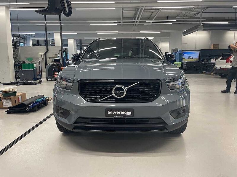 Volvo  2.0 B5 MH R-Design AWD